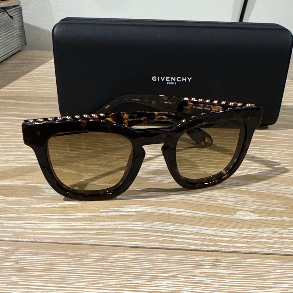 Givenchy Wayfarer Tinted Sunglasses